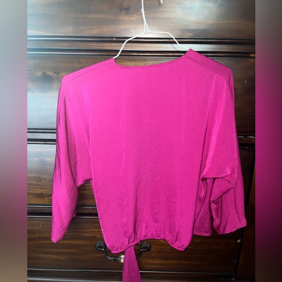 Express wrap shirt - Picture 4 of 5